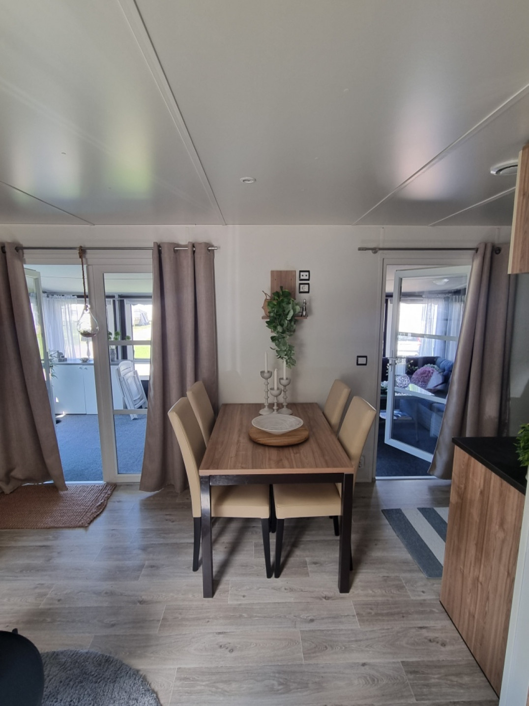 Villavagn, Villavagnsplats, Semesterboende