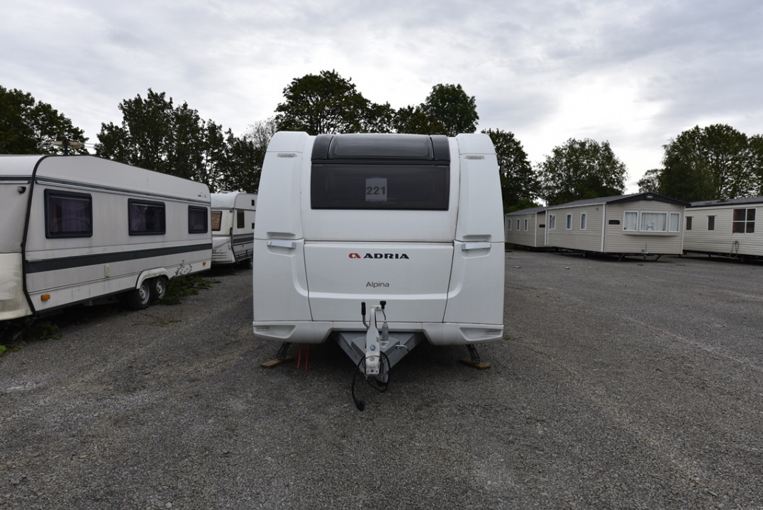 adria alpina husvagn
