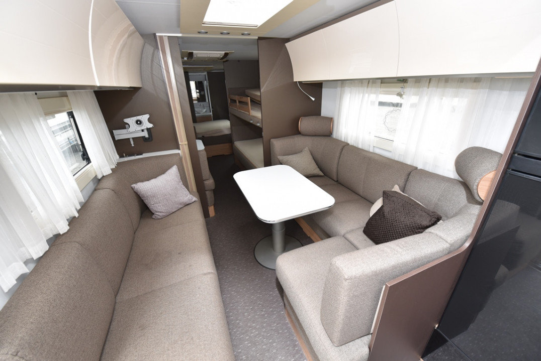 adria alpina husvagn