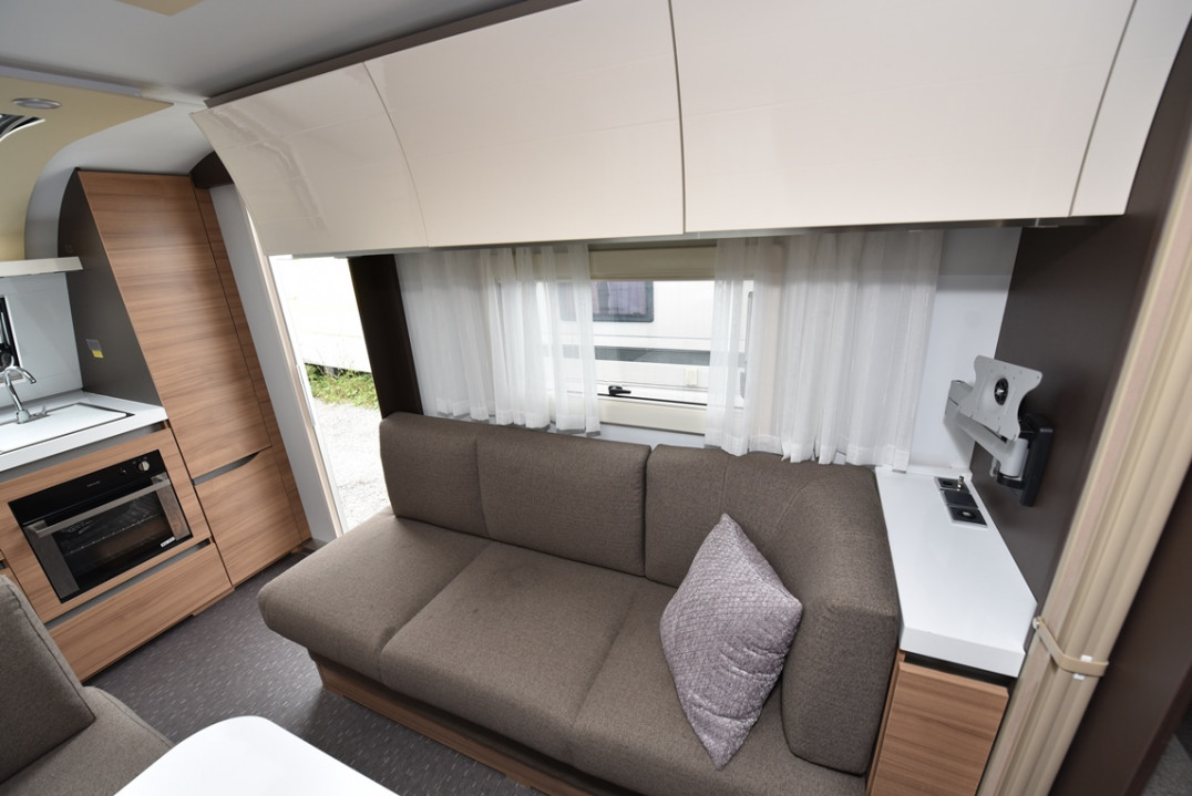 adria alpina husvagn