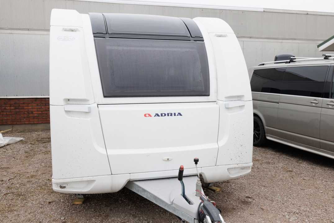 adria husvagn
